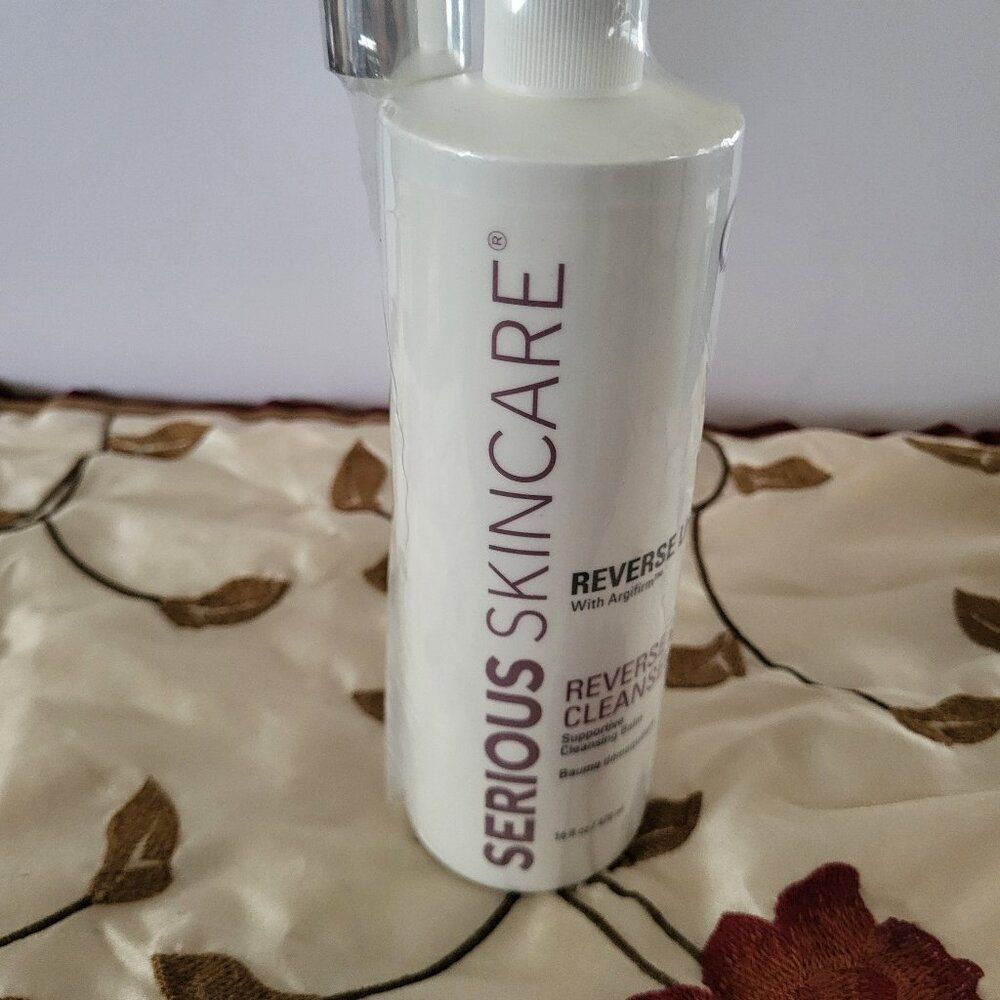 Serious skincare, reverse skin cleanser
